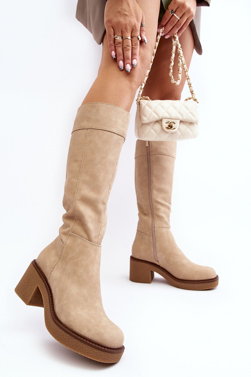 Heel boots