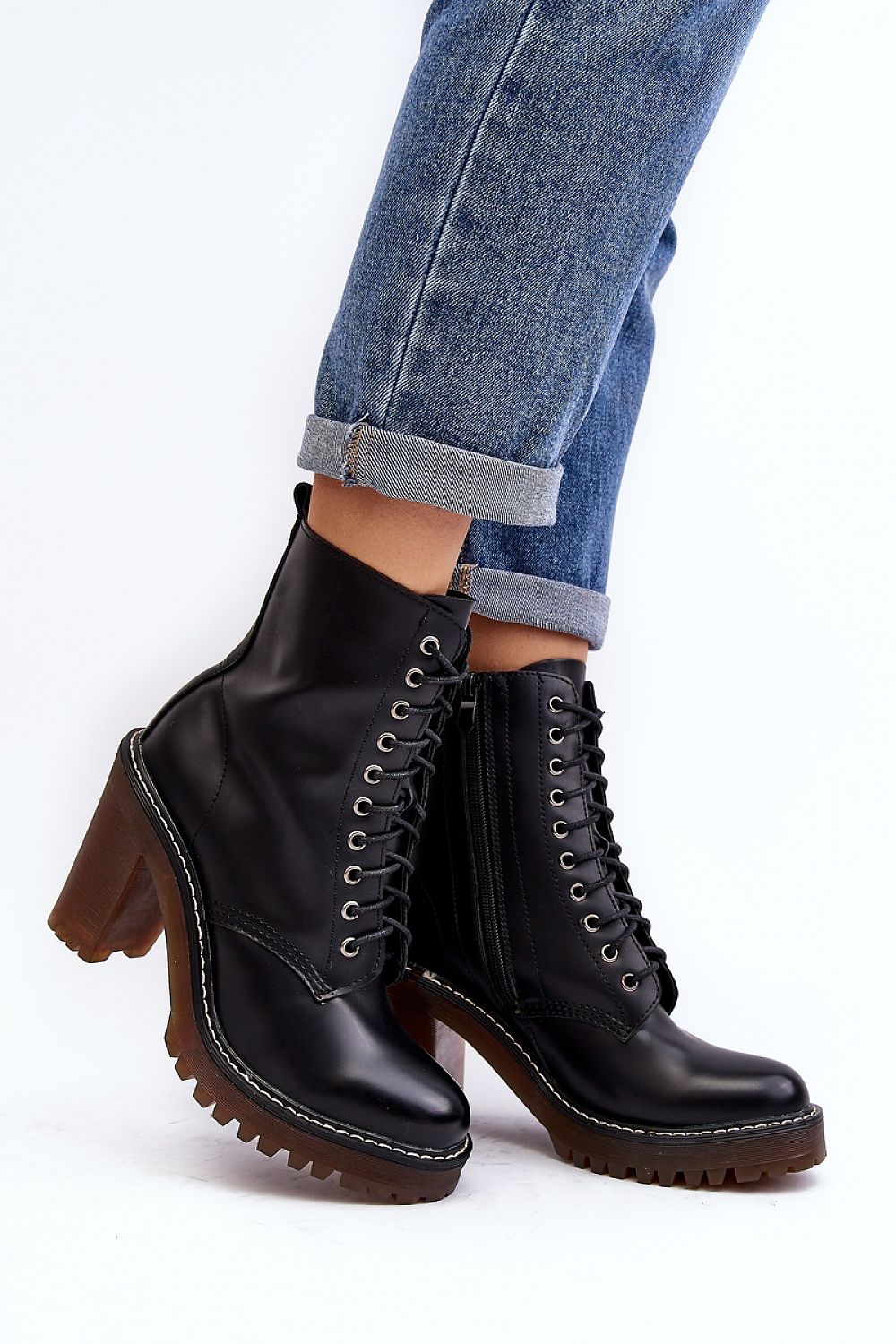 Heel boots