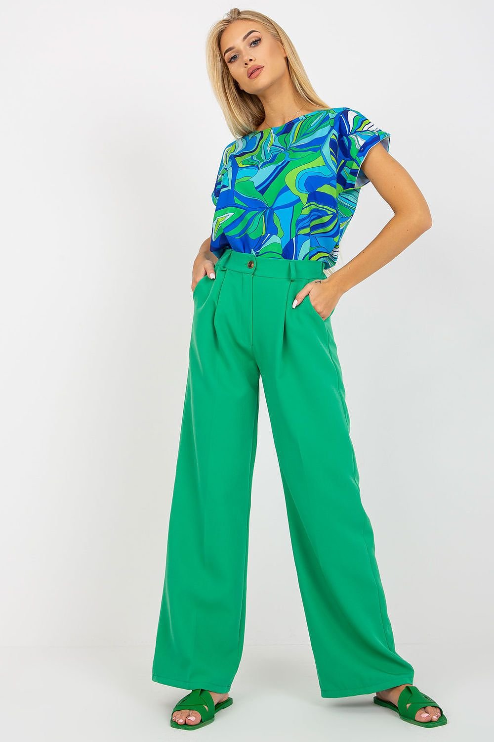 Women trousers